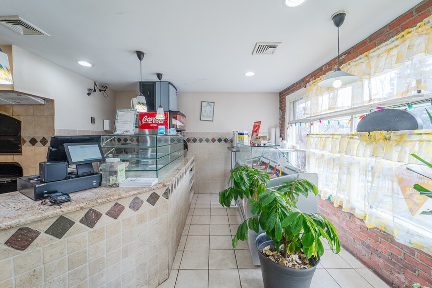 More Photos Of La Strada Cafe, Branchburg Restaurant For Sale