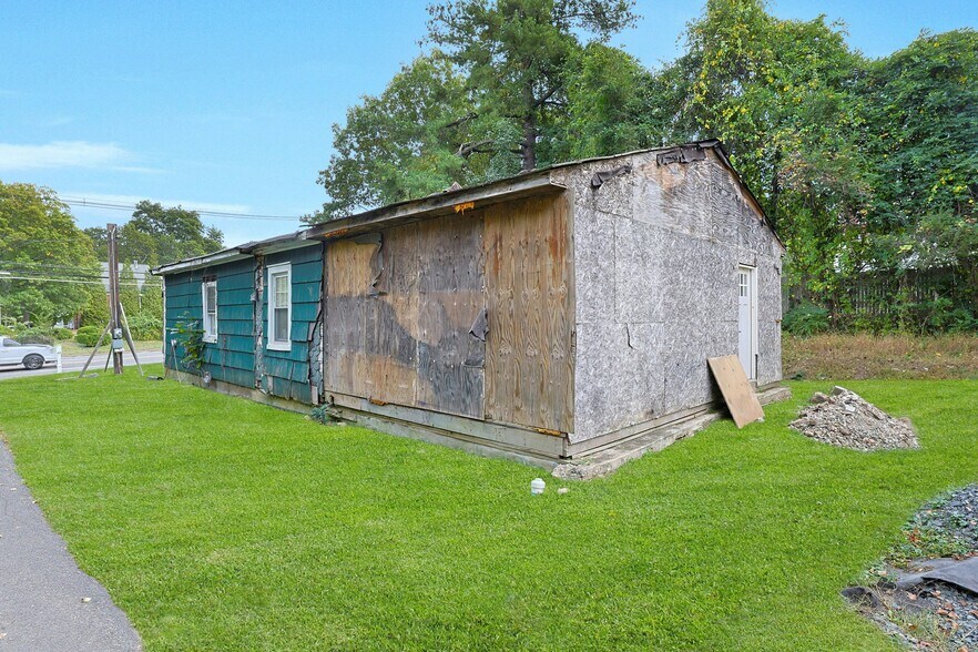 More Photos Of 511 Route 304, New City Office For Sale