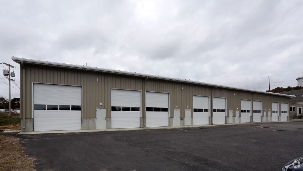 Primary Photo Of 50 Lots Hollow Rd, Orleans Service For Lease