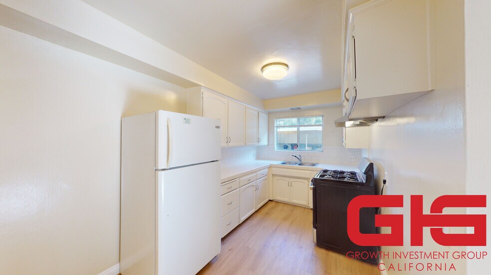 More Photos Of 570 N Madison Ave, Pasadena Apartments For Sale