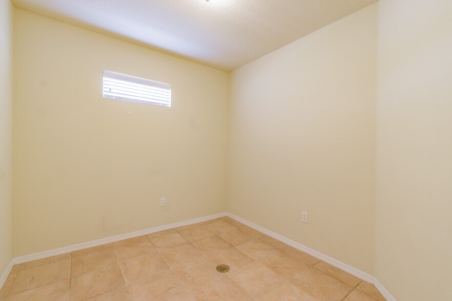More Photos Of 2142 Ashley Oaks Cir, Wesley Chapel Medical For Sale