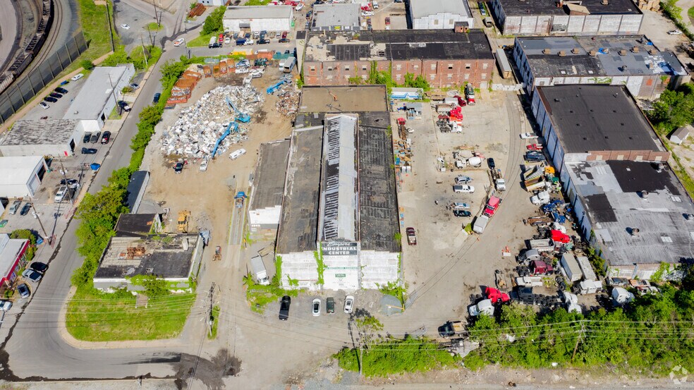 More Photos Of 5101 Andard Ave, Baltimore Warehouse For Lease