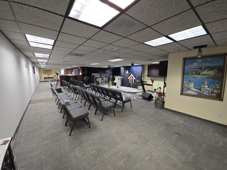 More Photos Of 321 5th St, Hollister Office For Sale