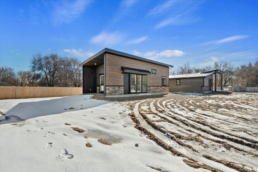 More Photos Of 362-436 W London St, Middleton Manufactured Housing Mobile Home Park For Sale