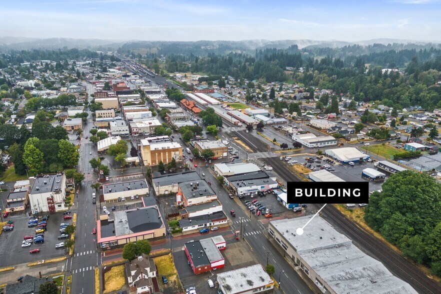 More Photos Of 300 S Tower Ave, Centralia Storefront Retail Office For Sale
