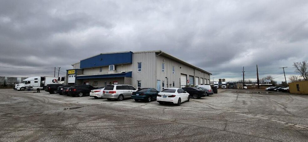 More Photos Of 2399 E 15th Ave, Gary Service For Lease