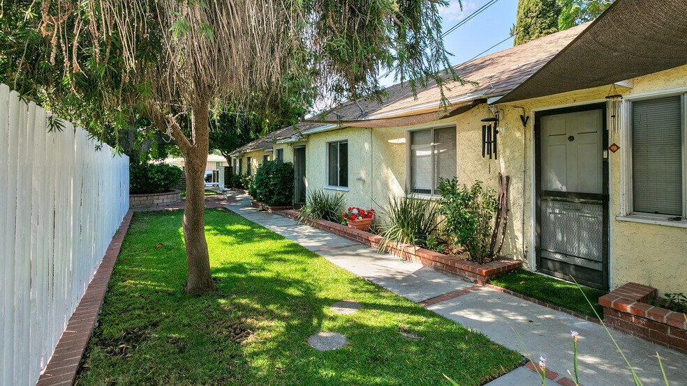 More Photos Of 202 N Florence St, Burbank Multifamily For Sale