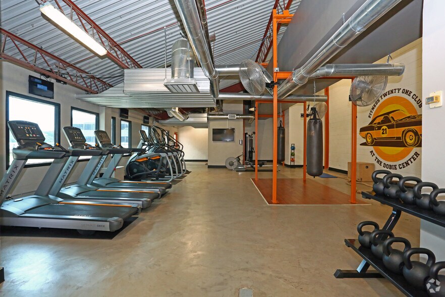 More Photos Of 2021 Guadalupe St, Austin Coworking Space