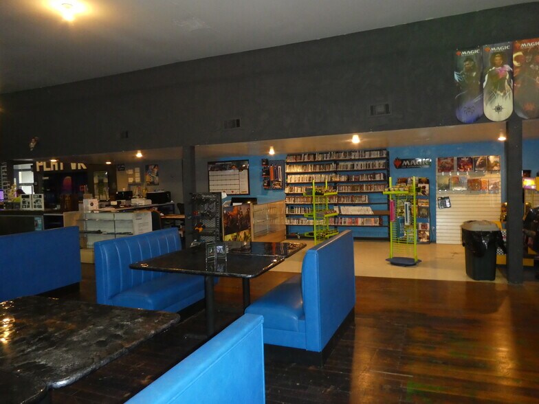 More Photos Of 115 S 4th St, Coeur d'Alene Storefront For Lease
