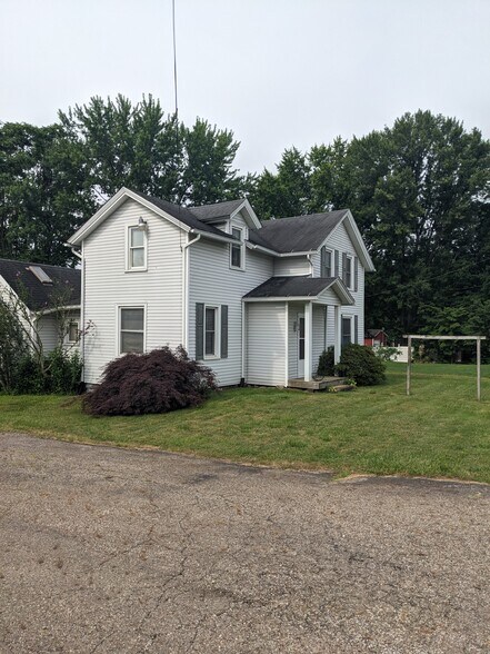 More Photos Of 2992 Wadsworth Rd, Norton Storefront Retail Residential For Sale