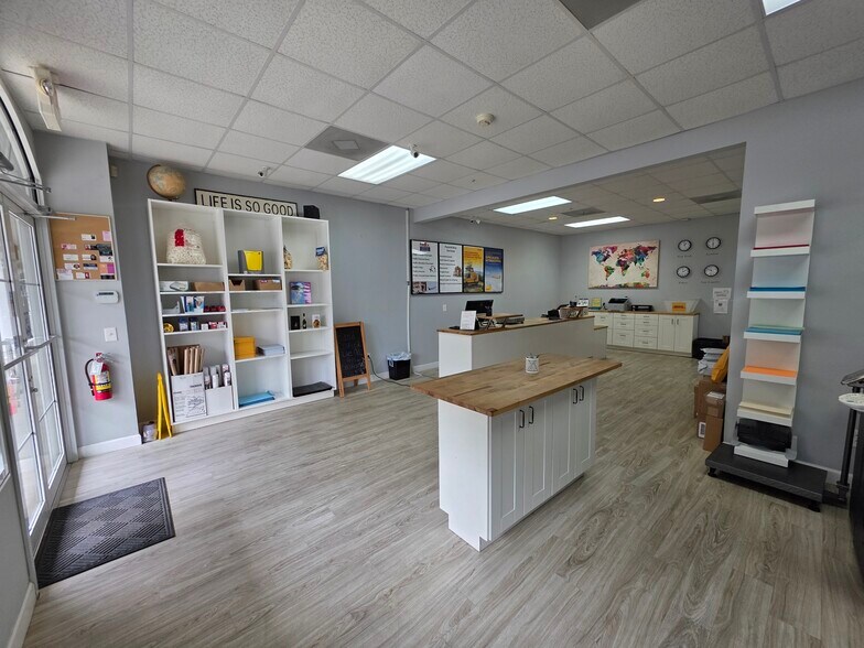 More Photos Of 149 Riverwalk Blvd, Ridgeland Storefront Retail Office For Lease