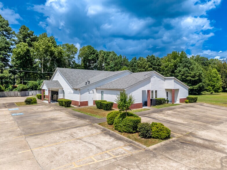 More Photos Of 16 Opportunity Dr, Sheridan Office For Sale