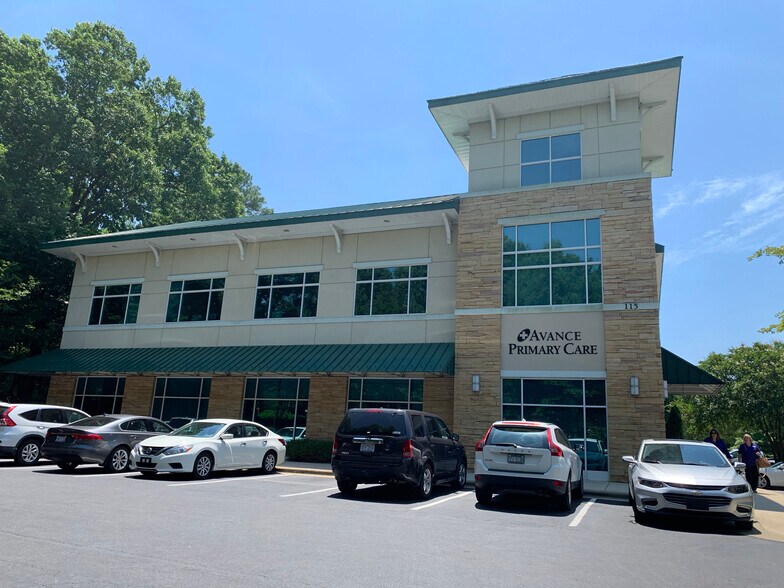 More Photos Of 115 Crescent Commons Dr, Cary Medical For Lease