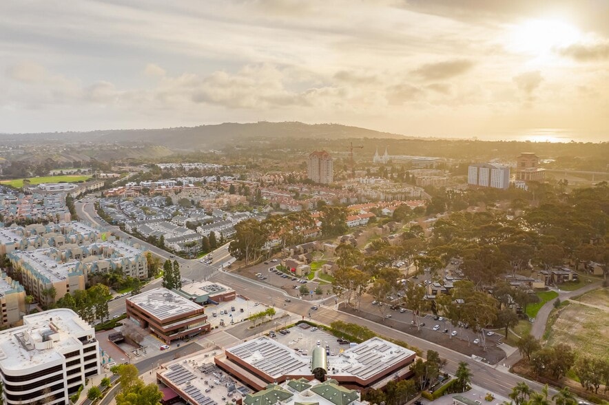 More Photos Of 4120-4130 La Jolla Village Dr, La Jolla Unknown For Lease