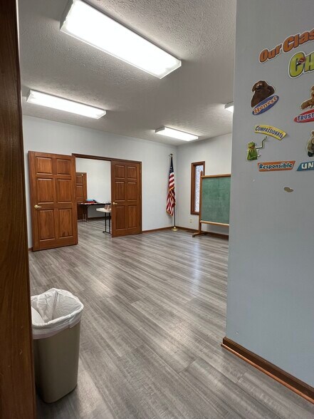 More Photos Of 5150 Moller Rd, Indianapolis Specialty For Sale