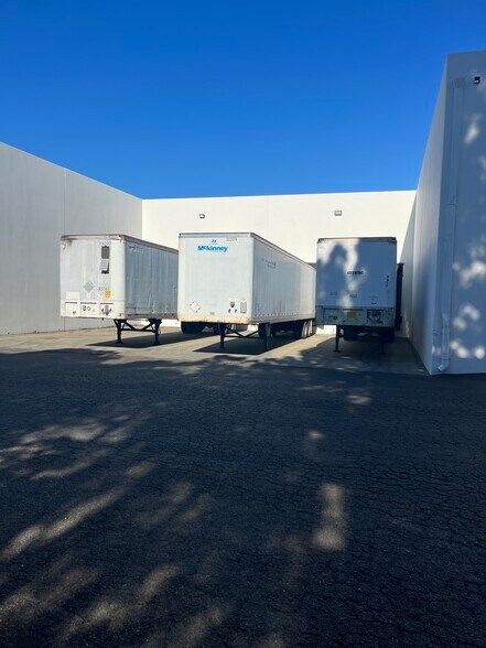More Photos Of 1580 Zephyr Ave, Hayward Warehouse For Lease