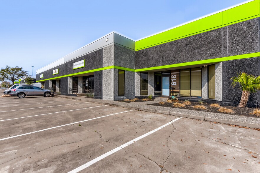 More Photos Of 10631 Harwin Dr, Houston Unknown For Lease