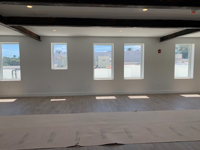 More Photos Of 1110 Central Ave, Saint Petersburg Medical For Lease