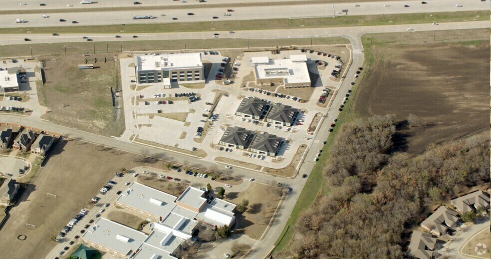 More Photos Of 9925 Gillespie Dr, Plano Unknown For Lease