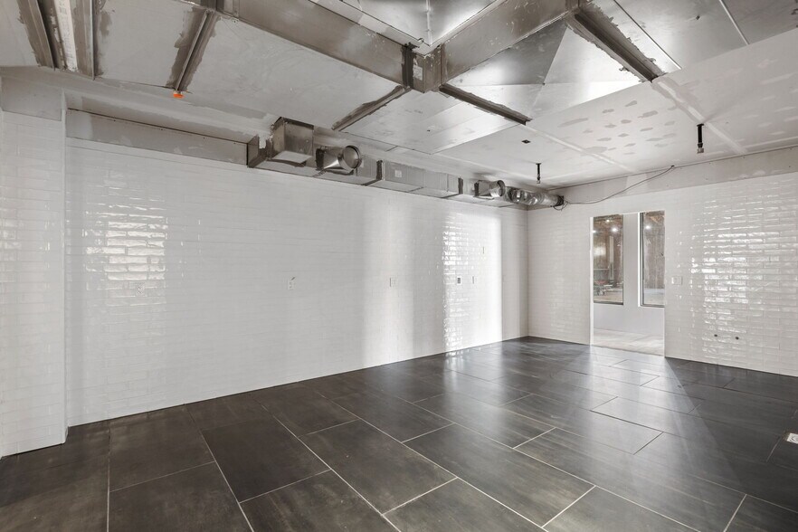 More Photos Of 319 N Cleveland Ave, Loveland Storefront Retail Residential For Lease