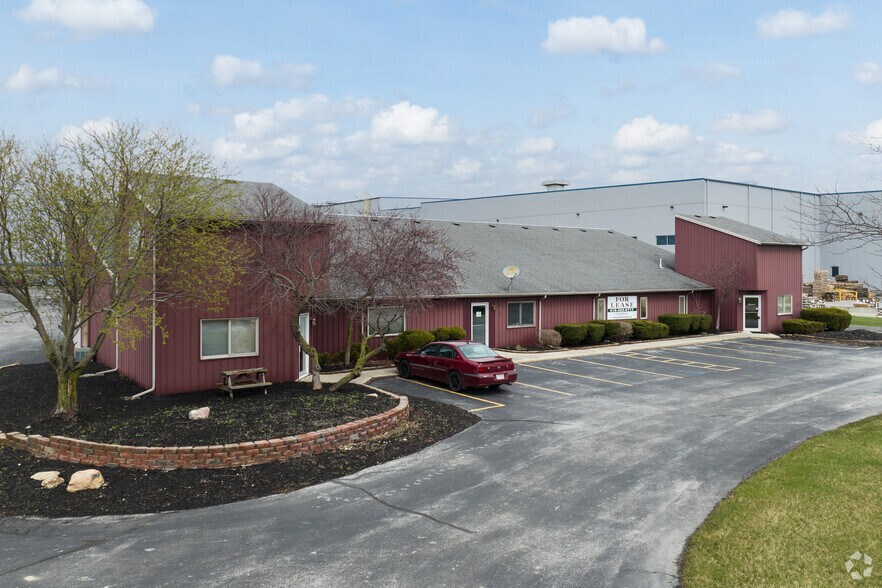 More Photos Of 2029 Wood-Bridge Blvd, Bowling Green Light Manufacturing For Lease