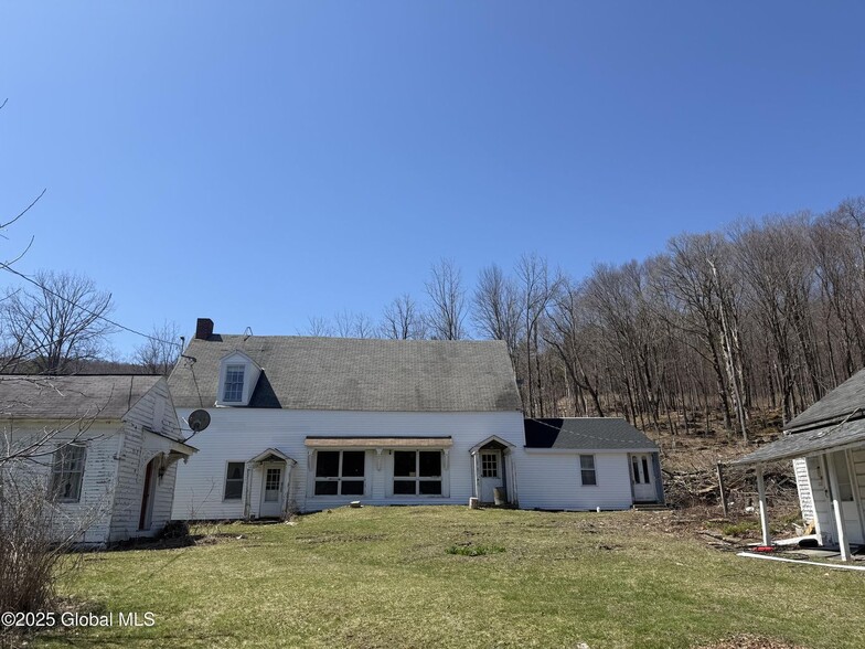 More Photos Of 17971 State Route 22, Berlin Hotel For Sale