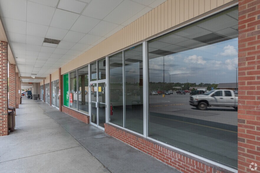 More Photos Of 465 South St, Front Royal Unknown For Lease