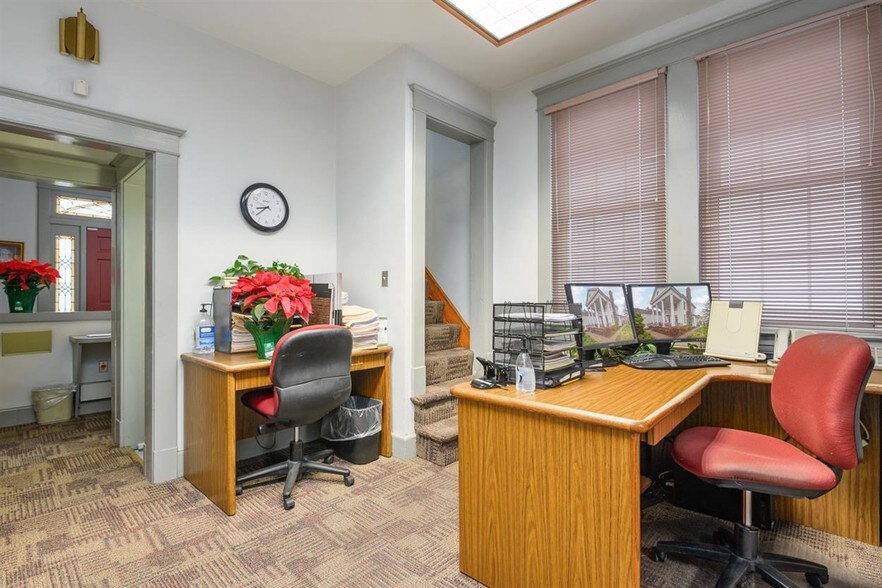 More Photos Of 7518-7526 Harford Rd, Baltimore Office For Sale