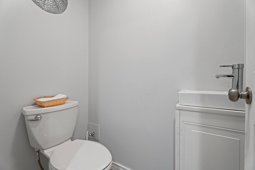 More Photos Of 1346 Elmira Rd, Newfield Restaurant For Sale