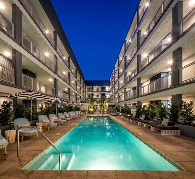 More Photos Of 11924 W Washington Blvd, Los Angeles Apartments For Lease
