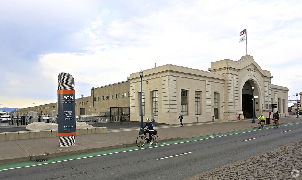 More Photos Of The Embarcadero @ Bay St., San Francisco Unknown For Lease