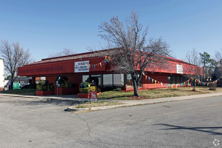 More Photos Of 2801 W I-240 Service Rd, Oklahoma City Restaurant For Sale