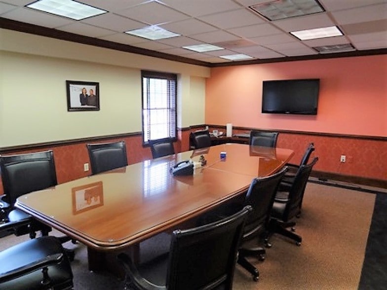 More Photos Of 776 Mountain Blvd, Watchung Office For Sale