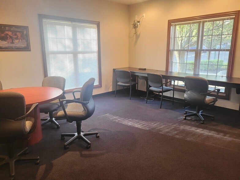 More Photos Of 116 County Line Rd W, Westerville Loft Creative Space For Sale