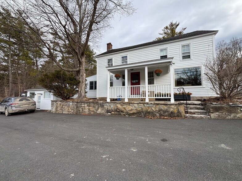 More Photos Of 44 Main St, Great Barrington Office For Sale