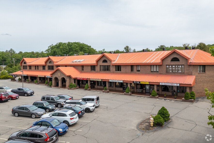 More Photos Of 435 Newbury St, Danvers Storefront For Lease