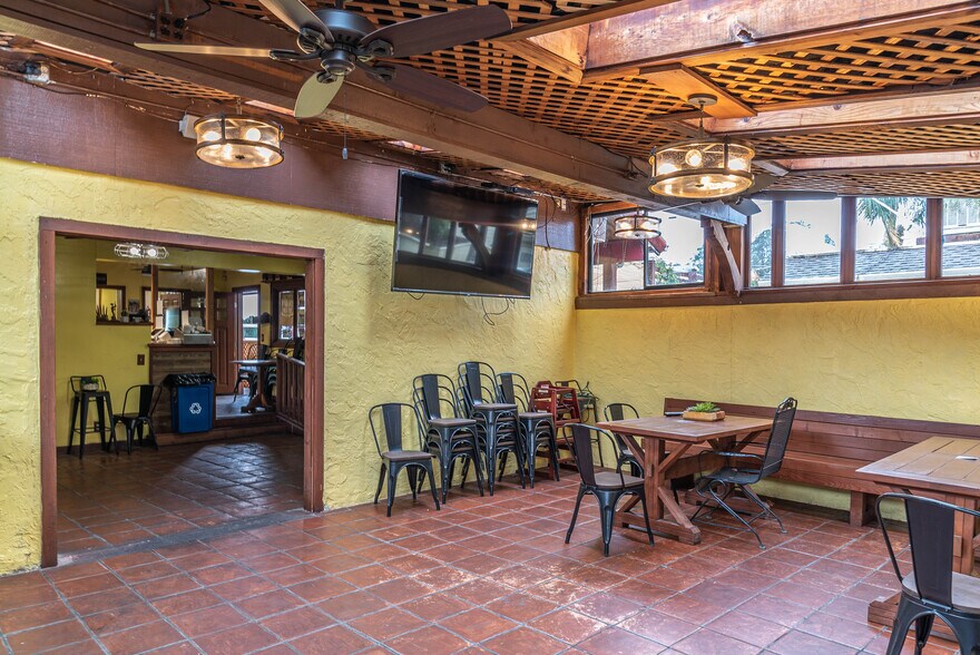 More Photos Of 2904-2908 Freedom Blvd, Watsonville Storefront Retail Residential For Sale