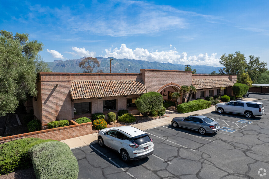 Primary Photo Of 3320 N Campbell Ave, Tucson Medical For Lease