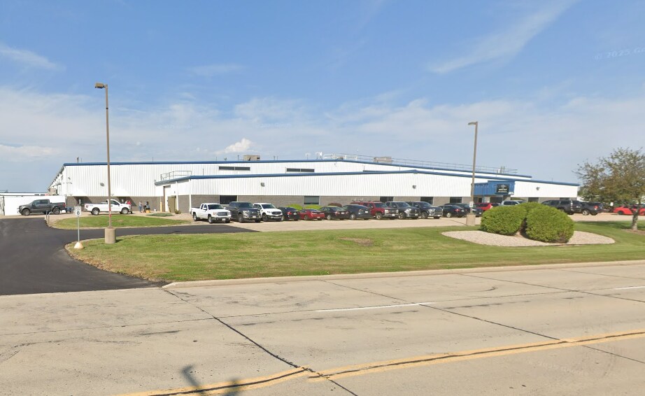 More Photos Of 2855 S Oakwood Rd, Oshkosh Manufacturing For Lease