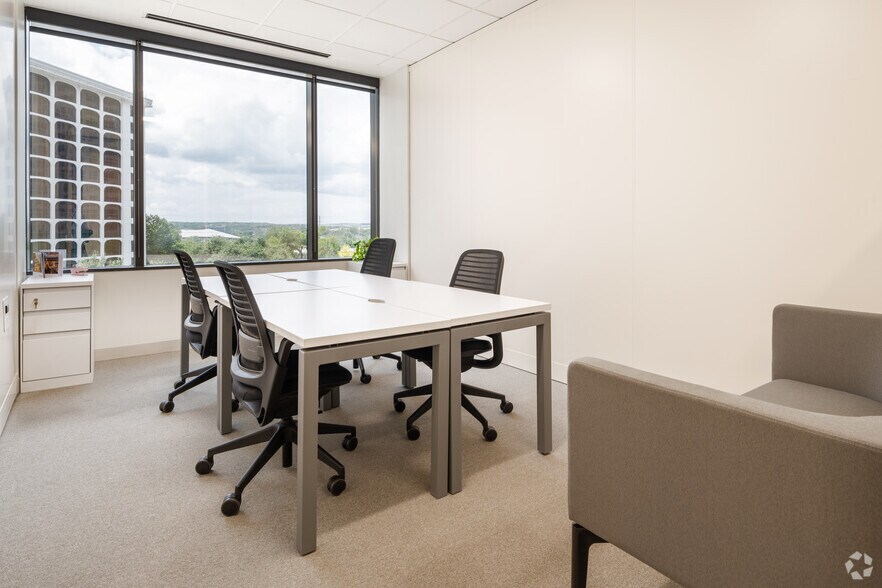 More Photos Of 111 Congress Ave, Austin Office For Lease