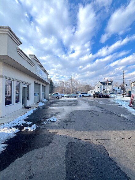 More Photos Of 501 Delsea Dr, Sewell Flex For Sale