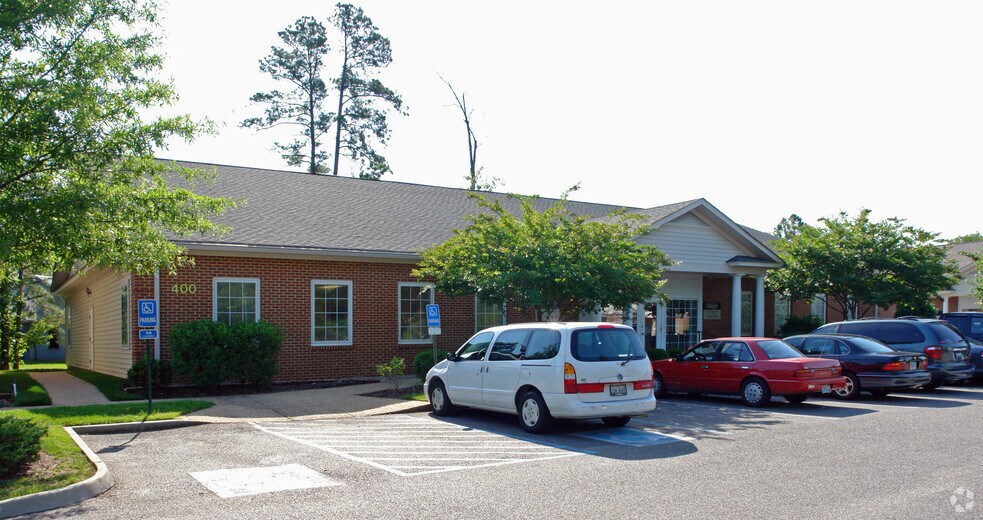 More Photos Of 704 Thimble Shoals Blvd, Newport News Medical For Sale