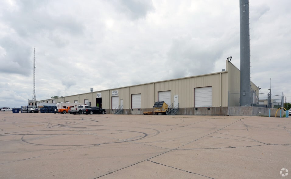 More Photos Of 9558 Helms Trl, Forney Unknown For Lease