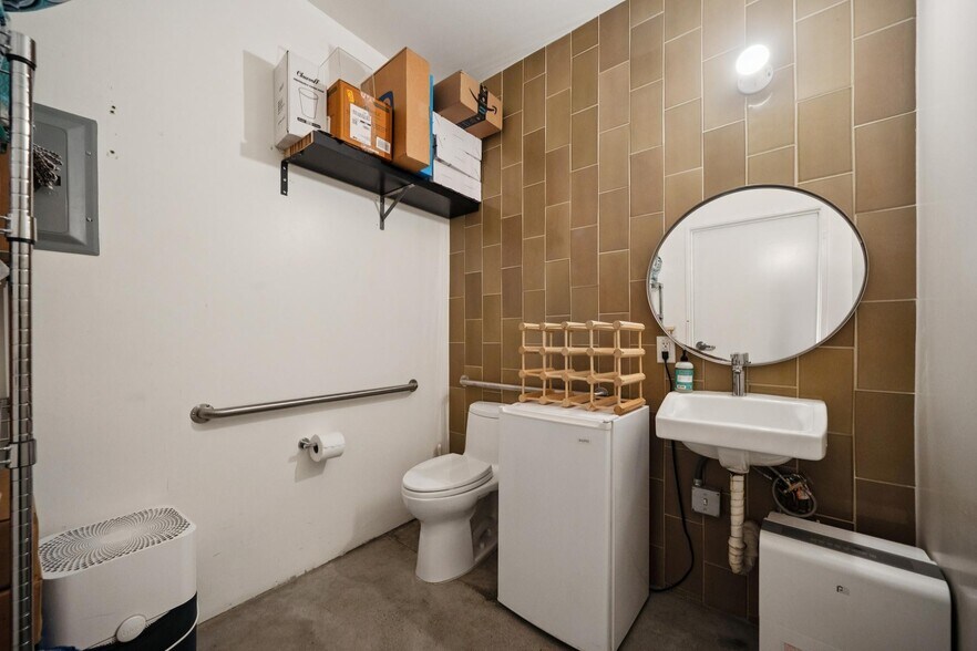 More Photos Of 2405 Folsom St, San Francisco Multifamily For Sale