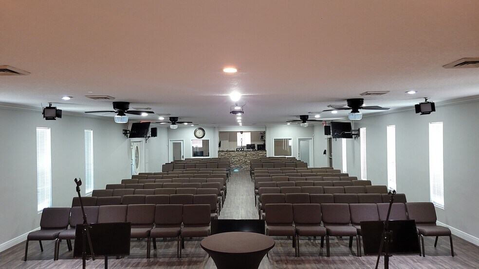 More Photos Of 100 S Grand Hwy, Clermont Schools For Sale