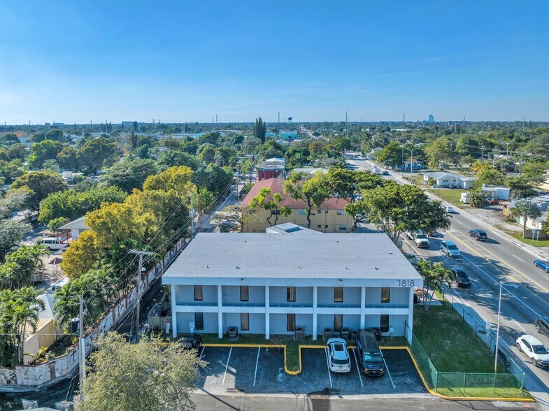 More Photos Of 1818 Sheridan St, Hollywood Medical For Lease