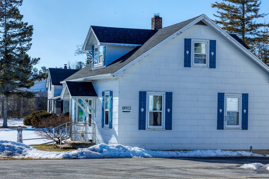 More Photos Of 6269 Wi-57, Sturgeon Bay Hotel For Sale