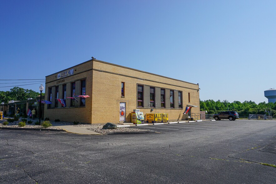 More Photos Of 740 Colonel Ledyard Hwy, Ledyard Storefront For Lease