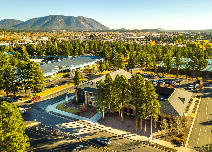 More Photos Of 1750 S Woodlands Village Blvd, Flagstaff Office For Sale