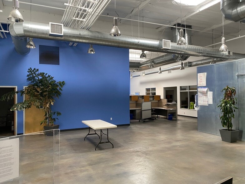 More Photos Of 14333 Wicks Blvd, San Leandro Warehouse For Sale